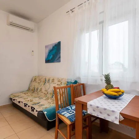 Apartament Milla