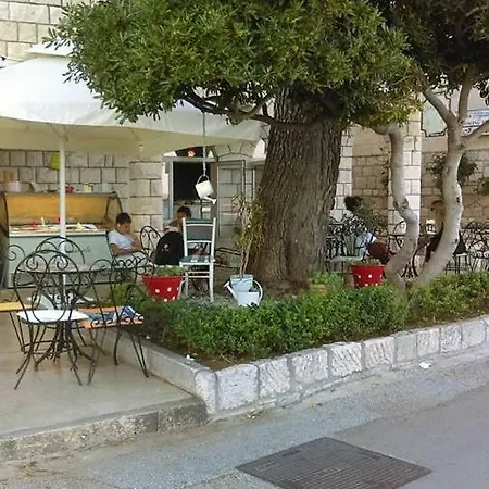 Milla Apartmán *